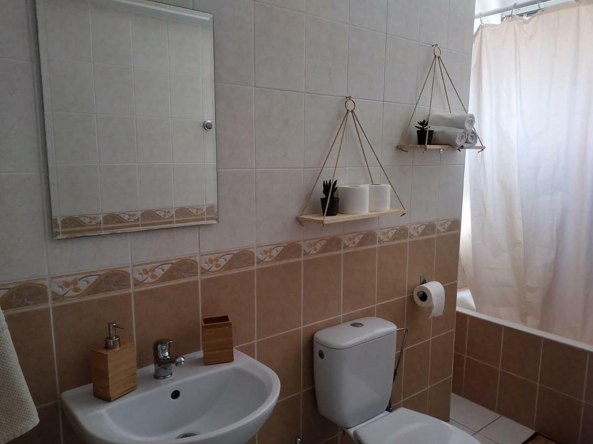 Top Seaview Apartment In Peyia Exterior photo