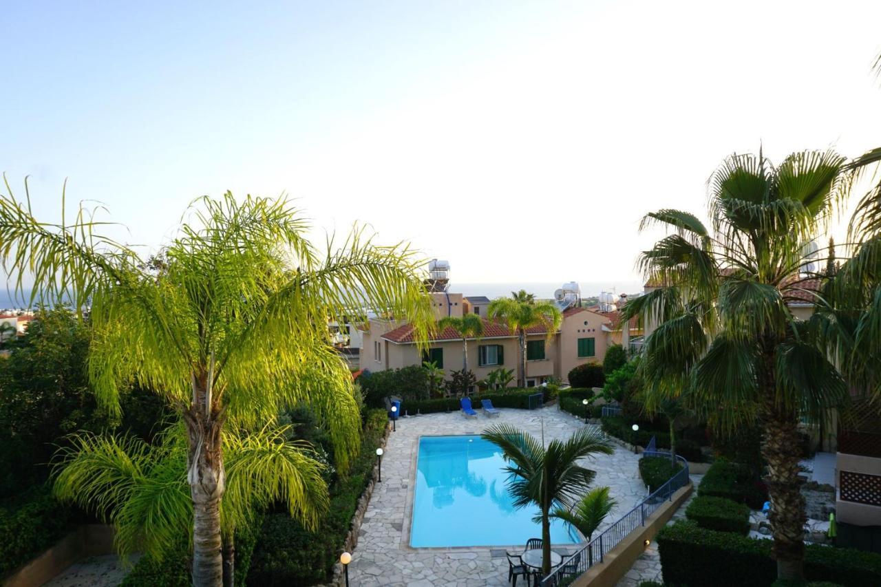 Top Seaview Apartment In Peyia Exterior photo
